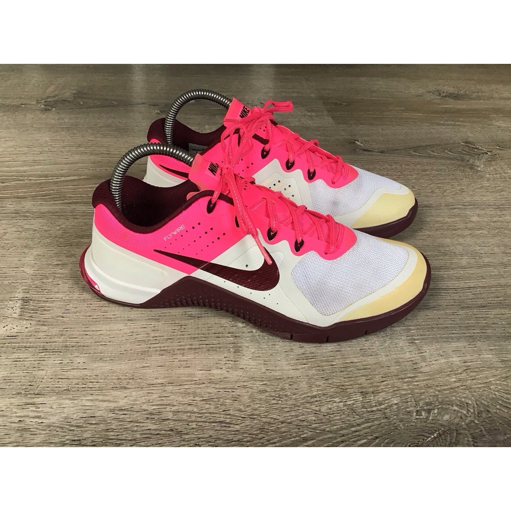 Nike Metcon 2 821913-106 Womens Size 9 Running Shoes Pink Blast White Sneakers